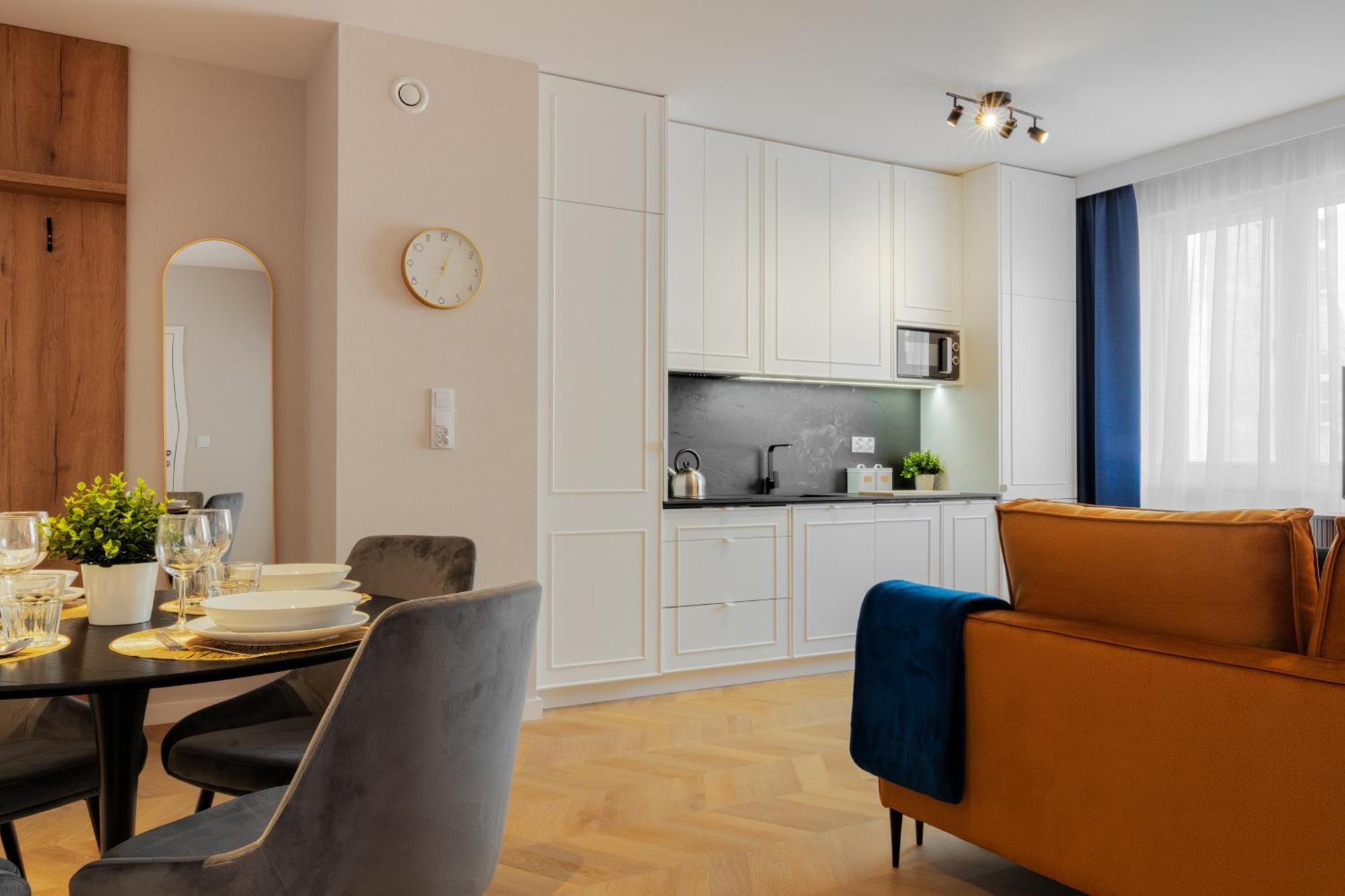 Metropolis Old Town Apartments Cracovie Extérieur photo